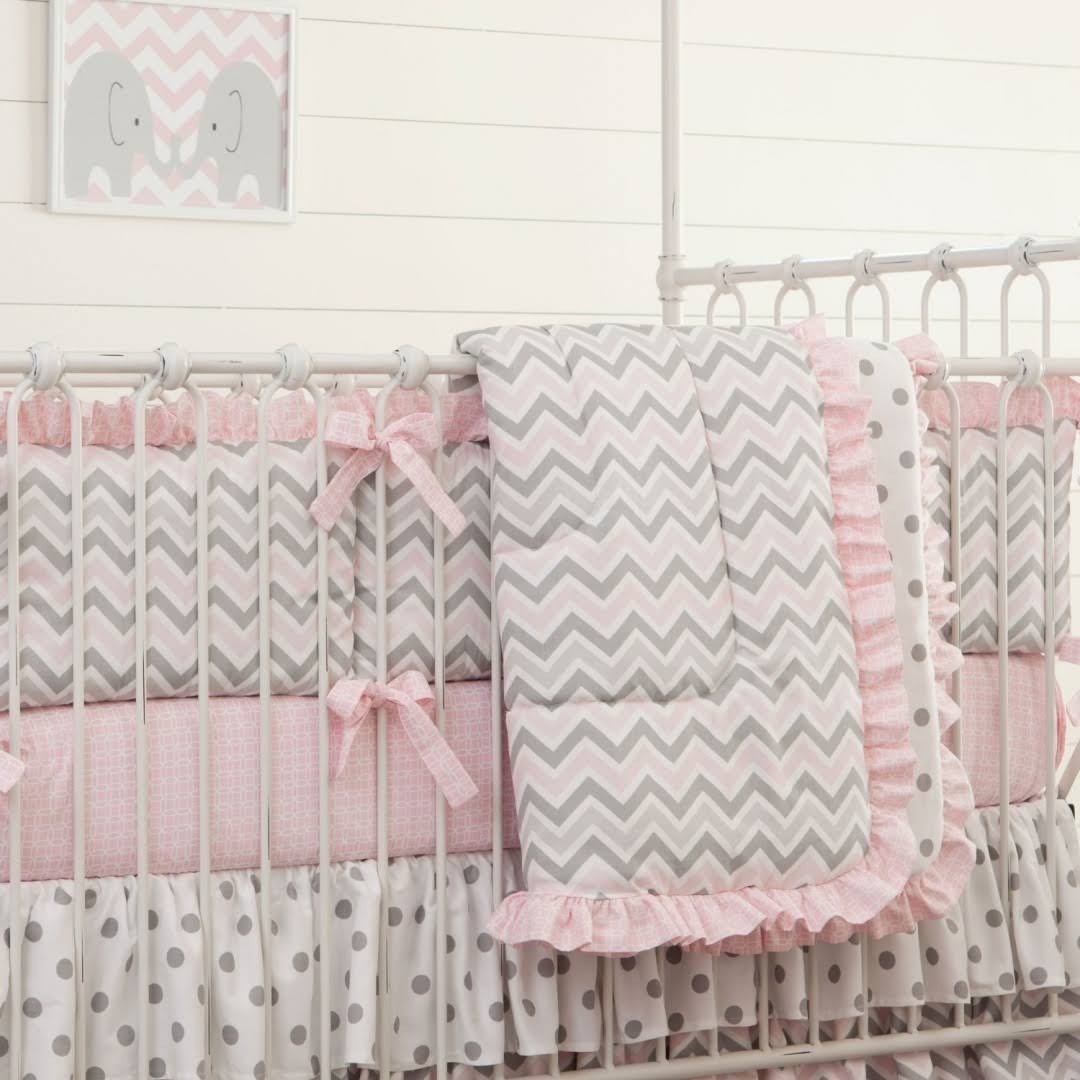 Pink and Gray Chevron Crib Comforter Q982925
