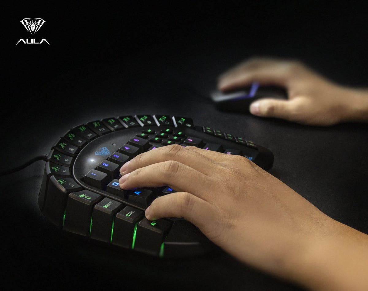 One Handed Mechanical Gaming Keyboard with Blue Switches and RGB Backlit E222