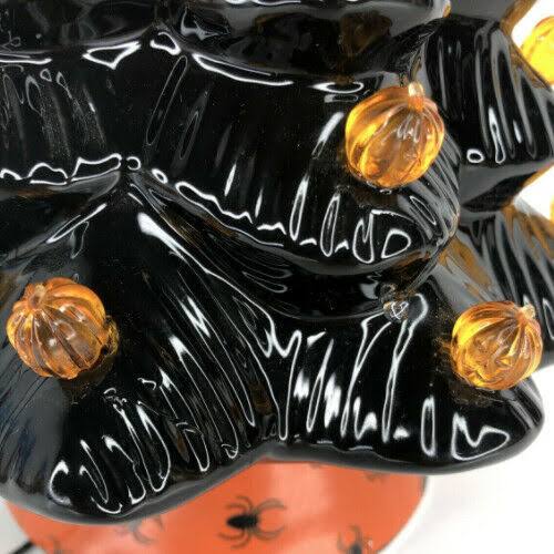 Haunted Tree with Removable Bulbs Z860645