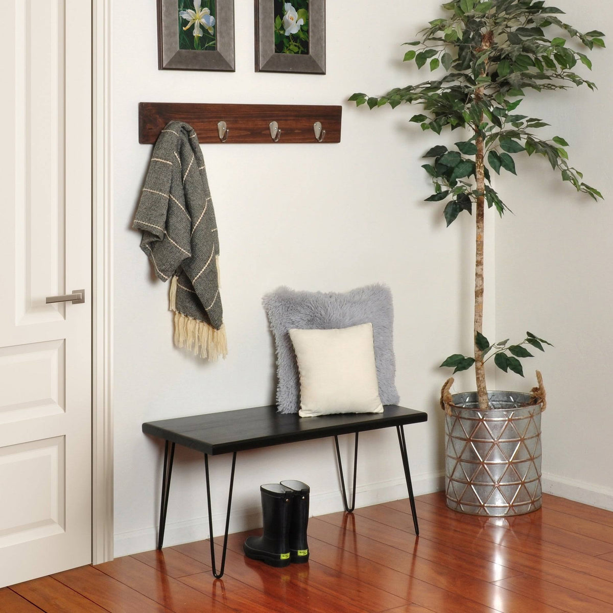 Weathered Gray Wood Bench P8415
