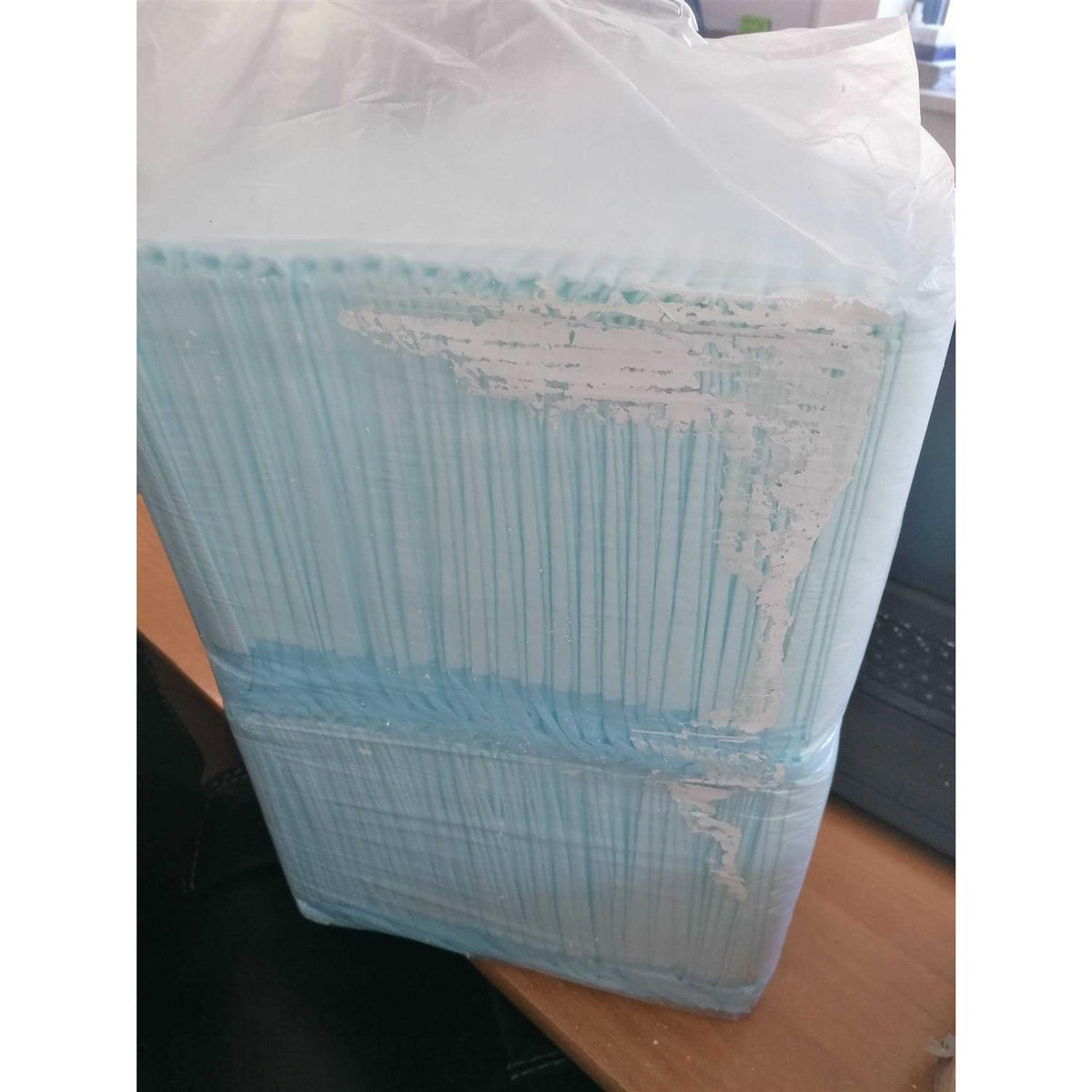 Dog and Puppy Pee Pads with Leak-Proof Quick-Dry Surface C21119