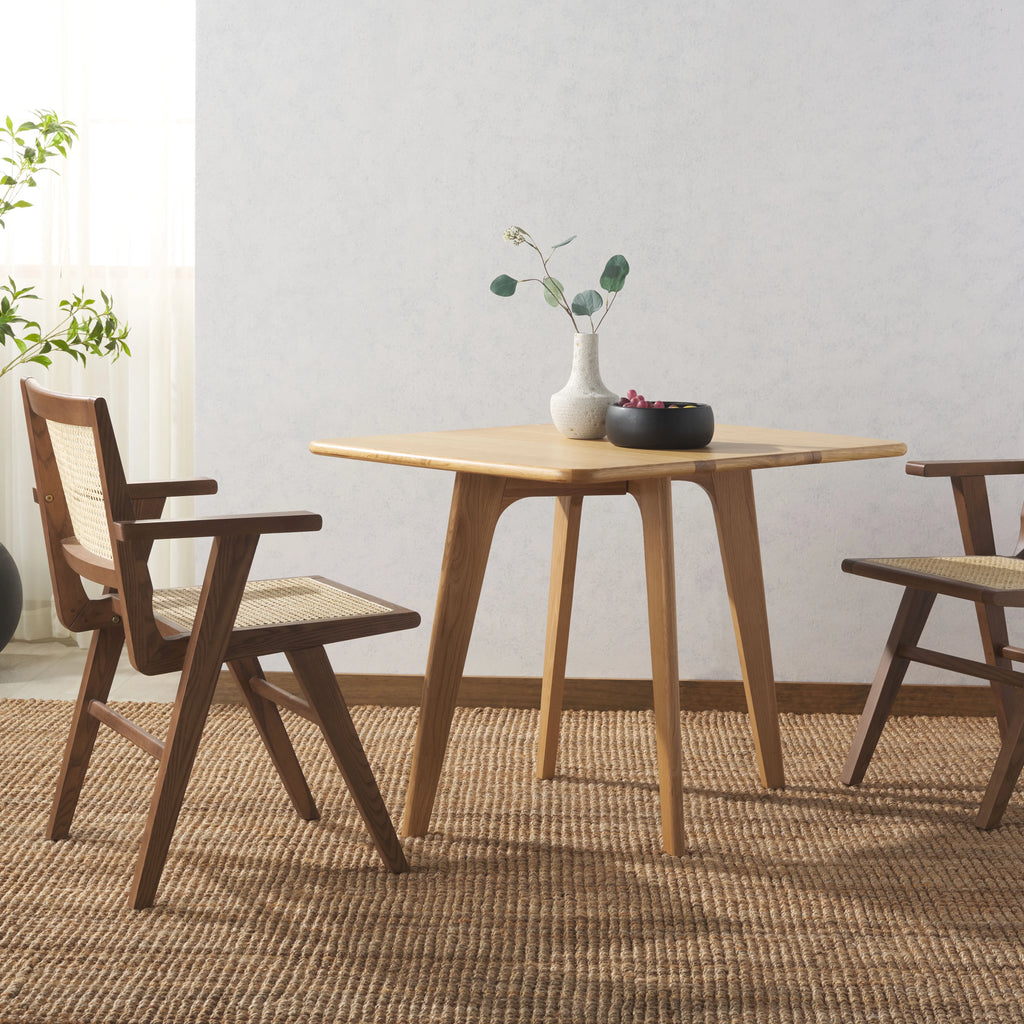 37" Gateleg Dining Table A4678