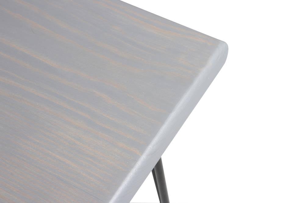 Weathered Gray Wood Bench P8415