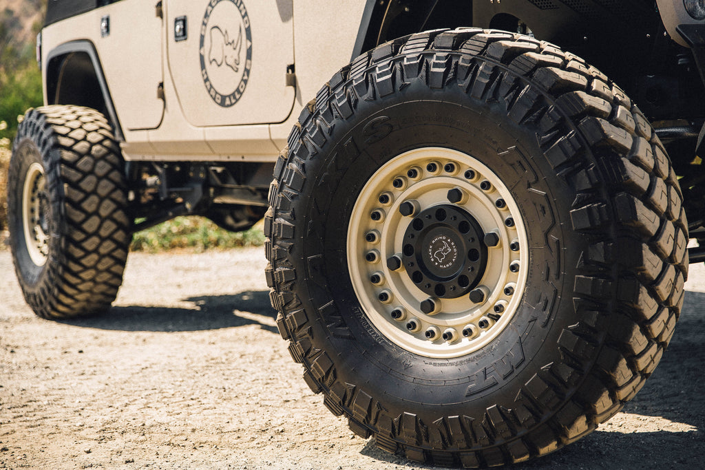 20x9.5 Desert Sand Wheels Q8785