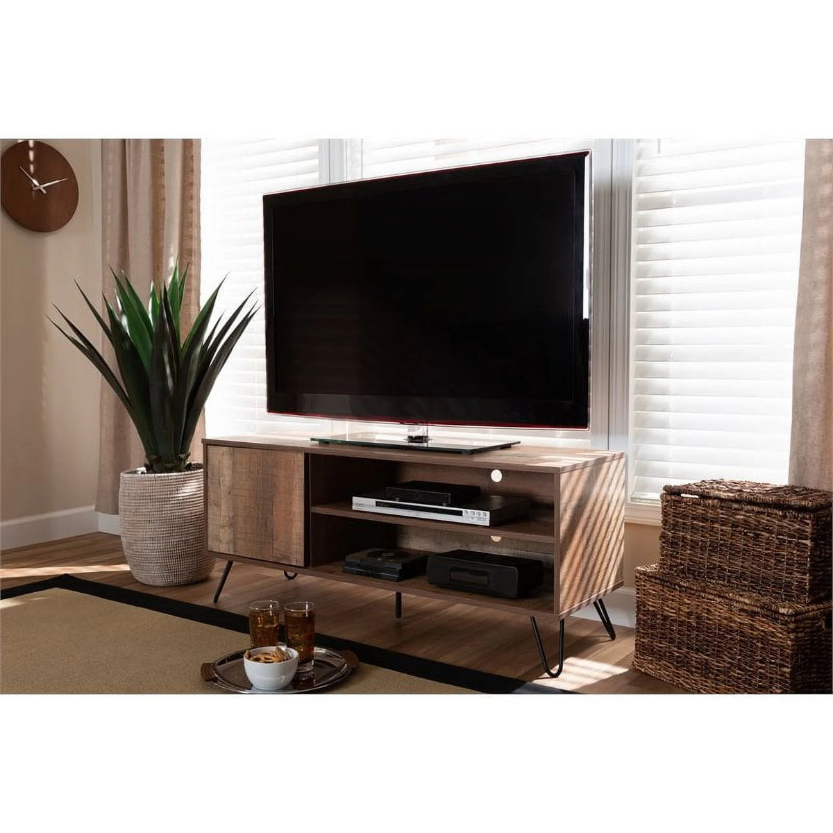 Rustic Oak Wood TV Stand N7253