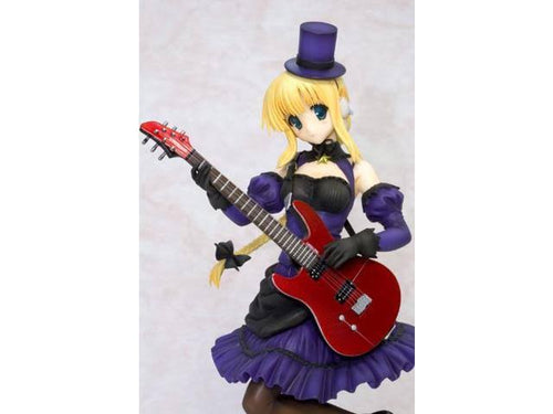 1/8 Scale PVC Figure G210975