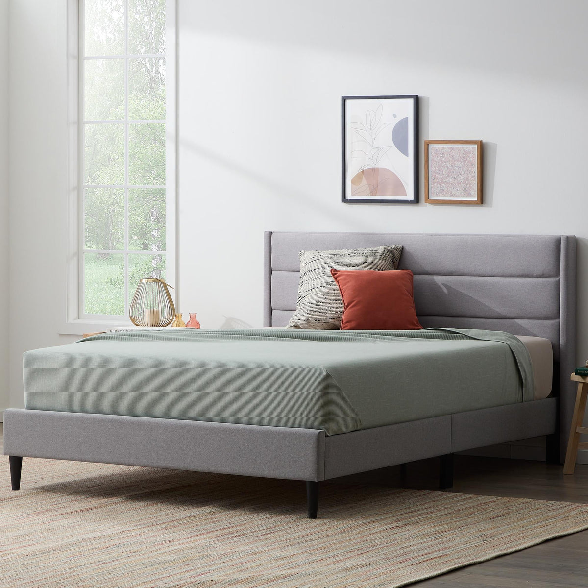 Blue Queen Upholstered Platform Bed Z64602